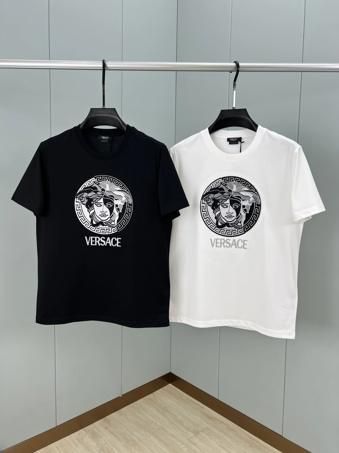 wg.luxury- V5rs135 Medusa embroidery Cotton 2colour item:E-F054C1713-2